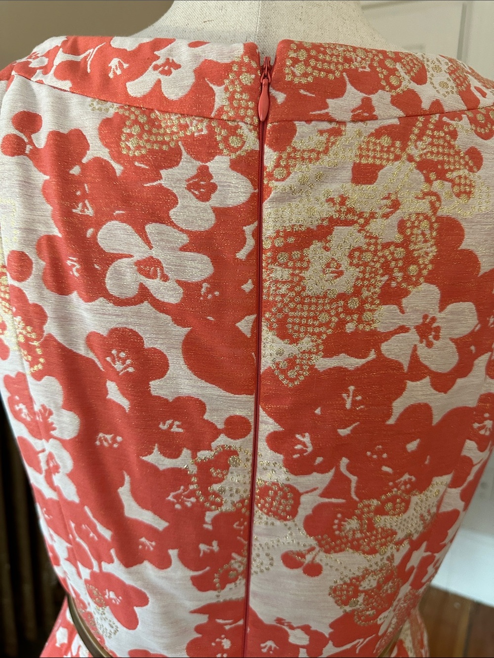 NWT Tahari Arthur Levine Retro Coral and Gold Brocade Cocktail Dress “Bonnie” - Picture 7 of 15